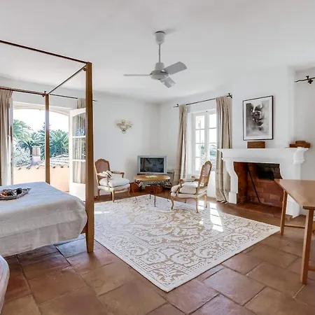 Wonderful Close To The Beach - Saint-tropez *