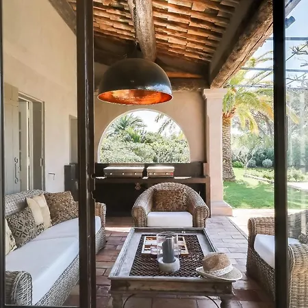 Wonderful Close To The Beach - Saint-tropez *