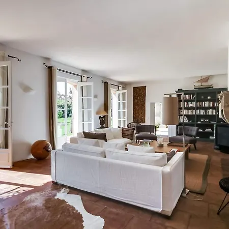 Wonderful Close To The Beach - Saint-tropez
